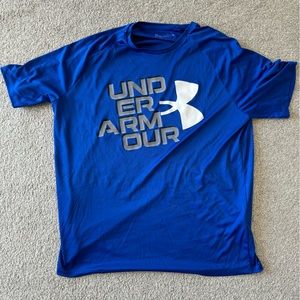 UA size XL men’s athletic shirt